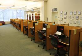 Computer cubicles at the Chang library